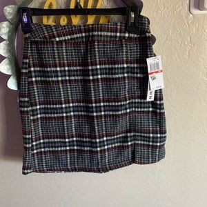 Plaid skirt